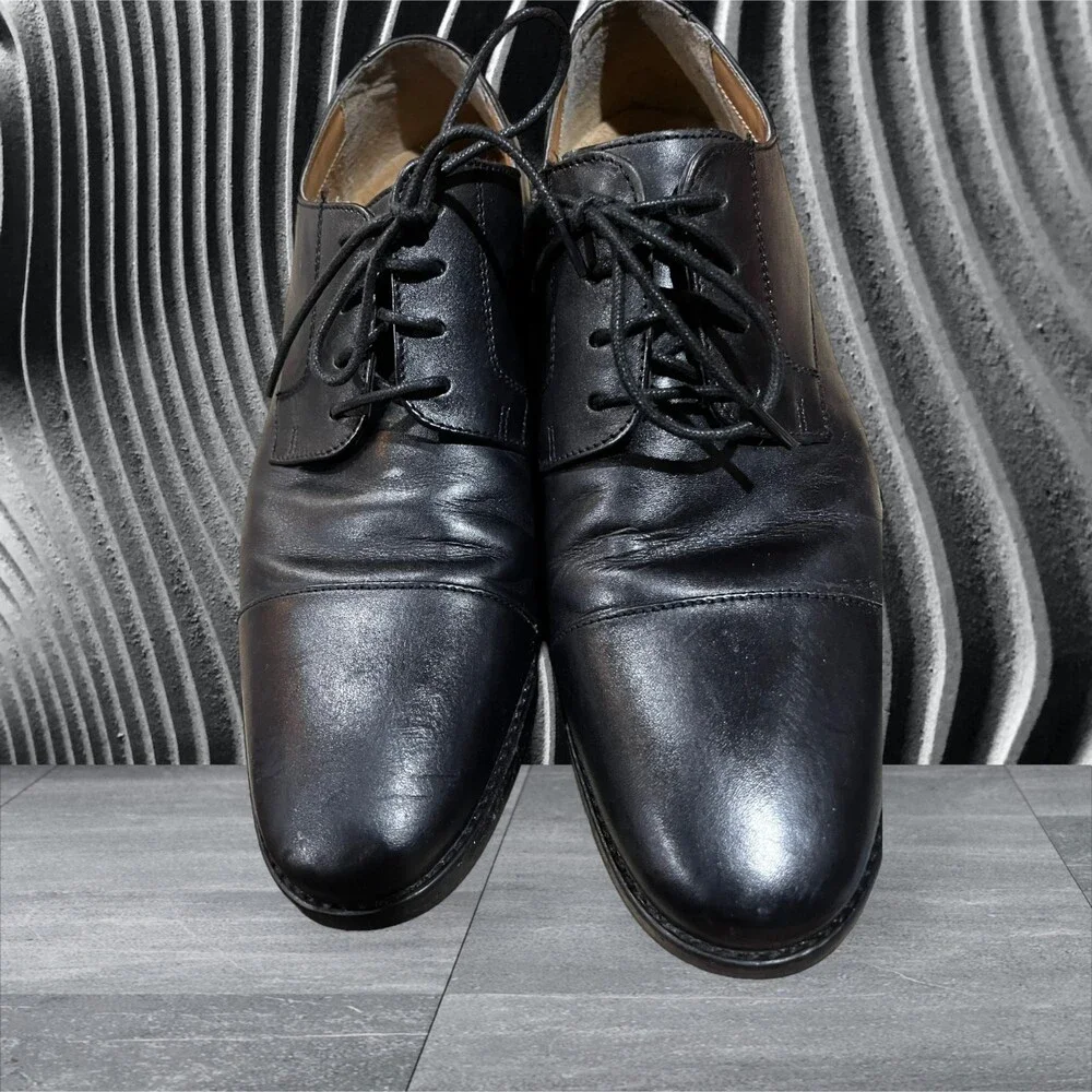 Florsheim Materra Cap Oxford, Size 9D